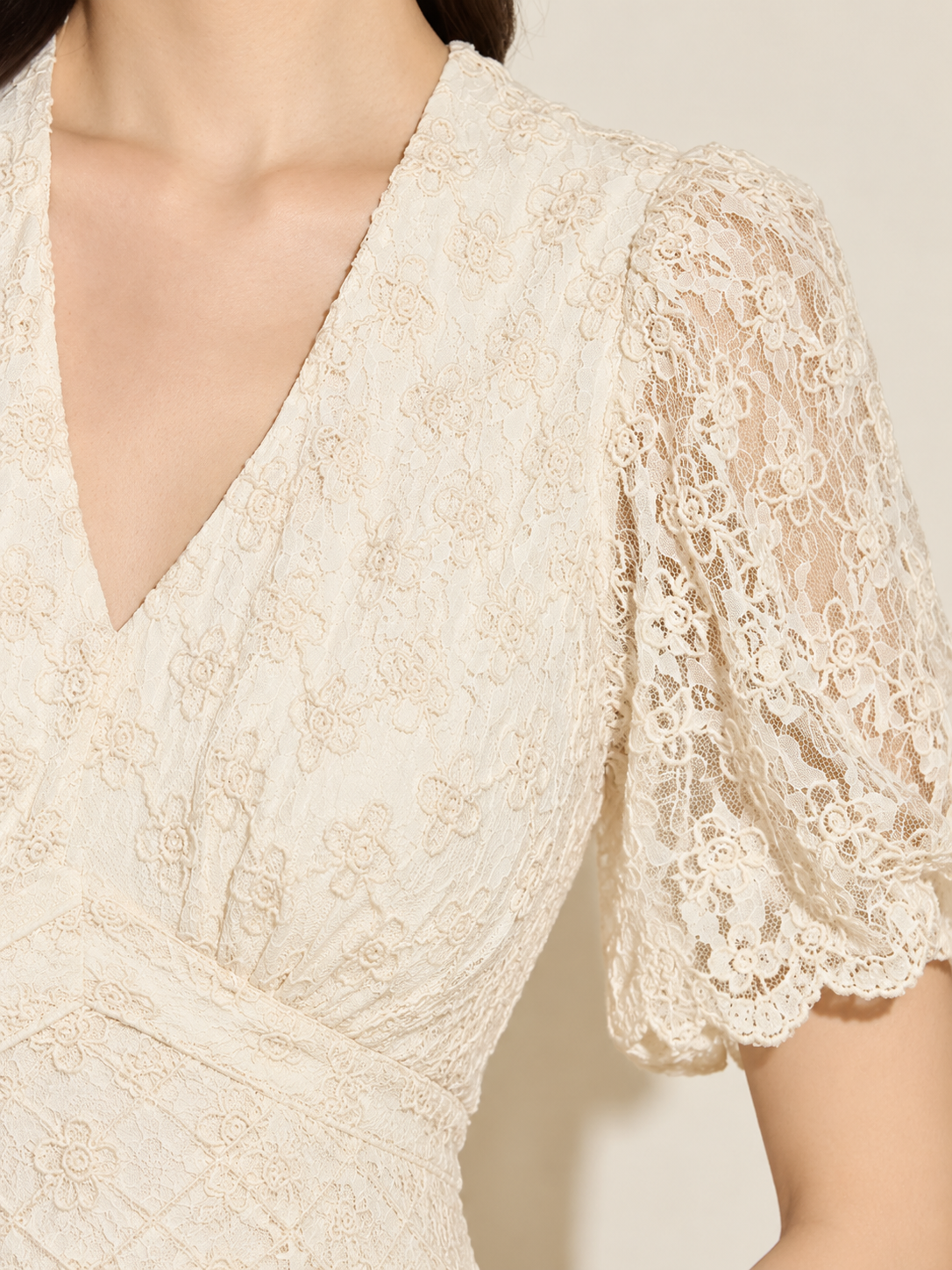Moonlit Lace Puff Sleeve Gown